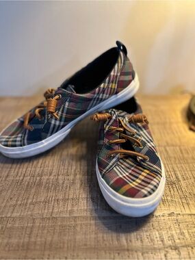Sperry Plaid Canvas Pier Wave Slip on Boat Shoes w/Brown Leather Laces. Size 8